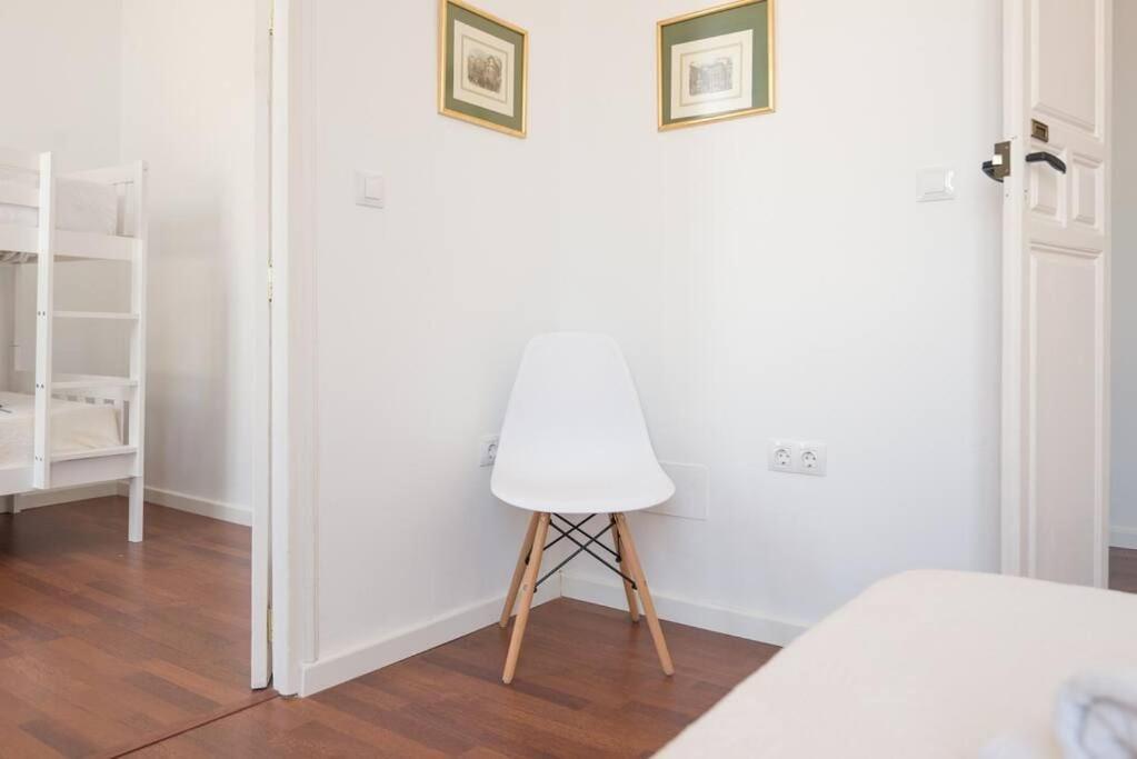 Sunny Malaga Apartments Room photo