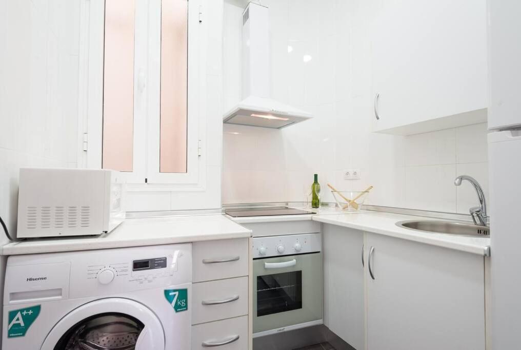 Sunny Malaga Apartments Room photo