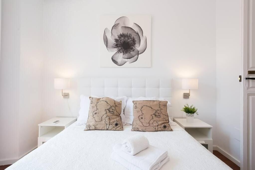 Sunny Malaga Apartments Room photo