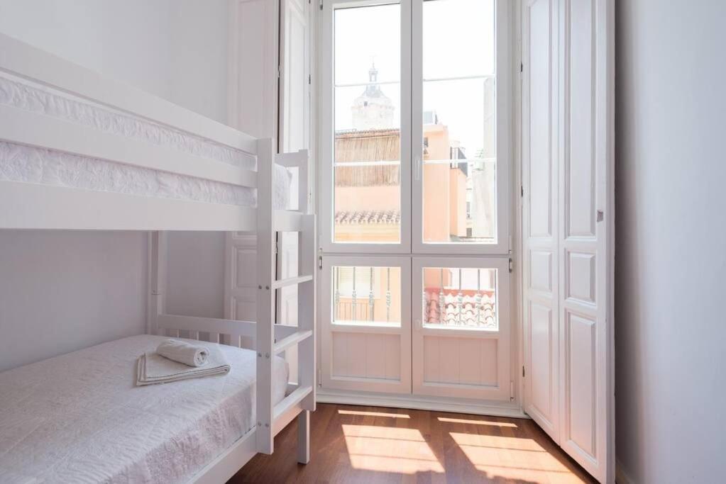 Sunny Malaga Apartments Room photo