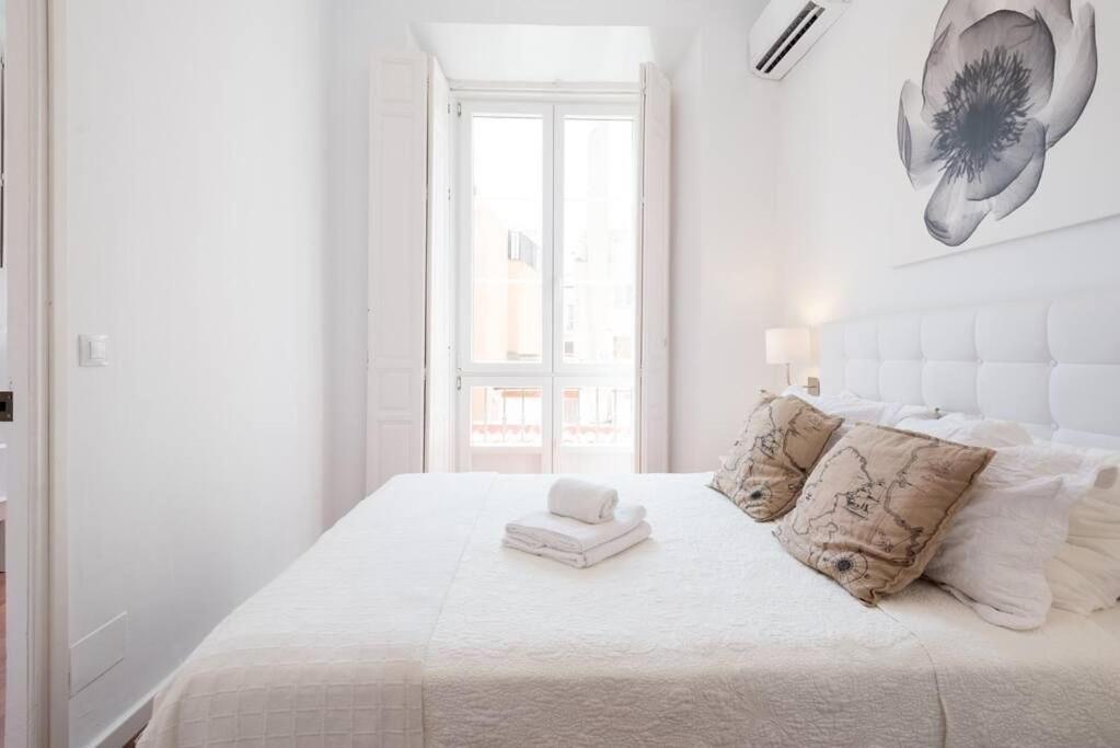 Sunny Malaga Apartments Room photo